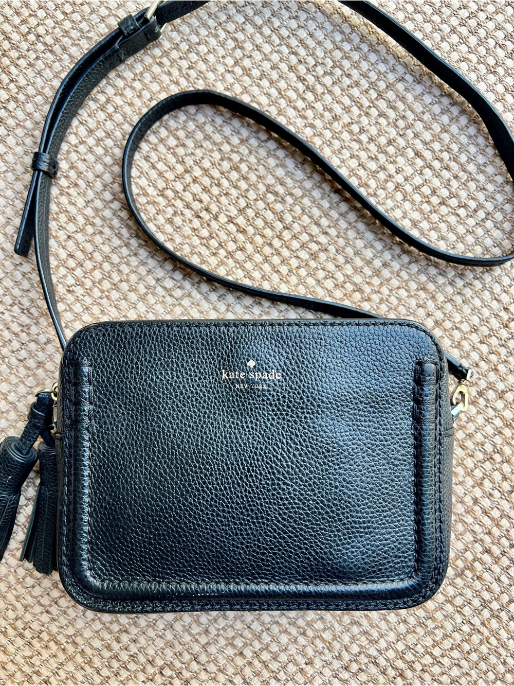 ♠️Kate Spade Black Pebbled Leather Crossbody Bag